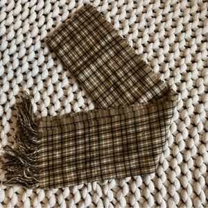 Geoffrey Beene Cashme Scarf